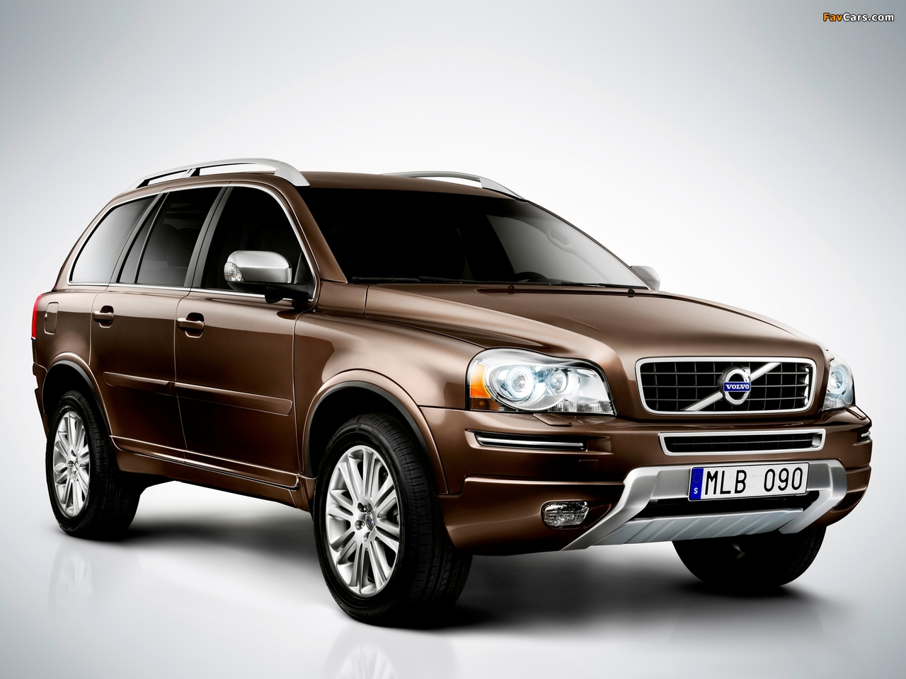 Volvo XC90 D5 2011 wallpapers (1280 x 960)