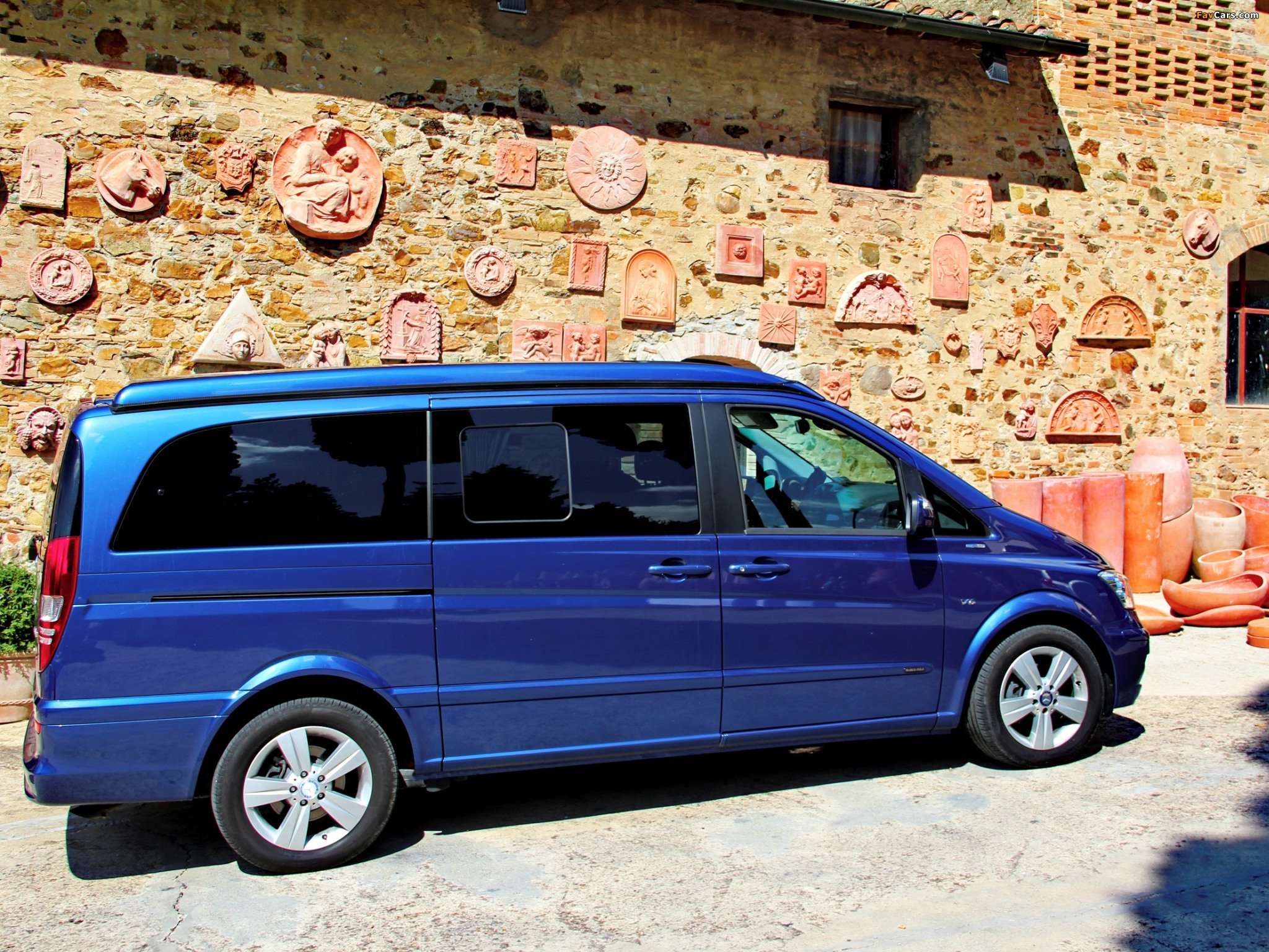 Mercedes-Benz Viano Marco Polo by Westfalia (W639) 2010 pictures (2048 x 1536)