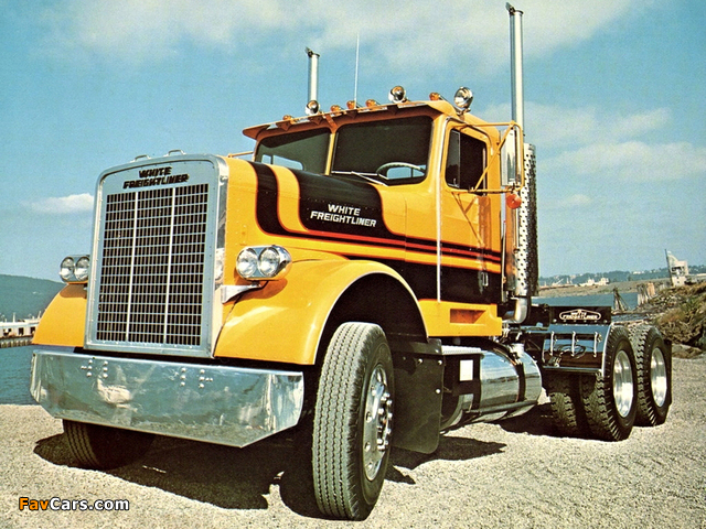 Photos of White-Freightliner Conventional 1975 (640 x 480)