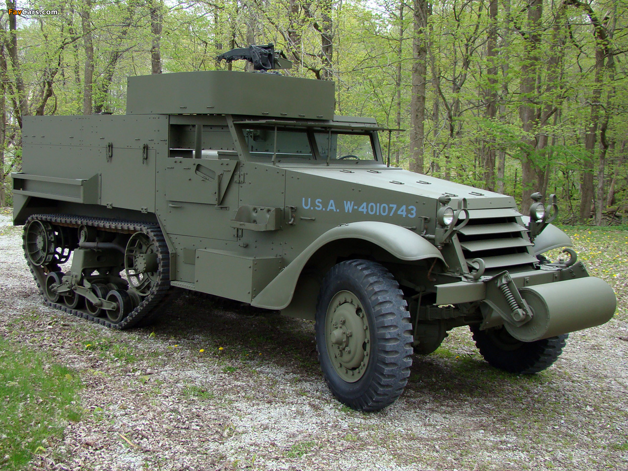 Pictures of White M2 Half-track 1941–44 (1280 x 960)