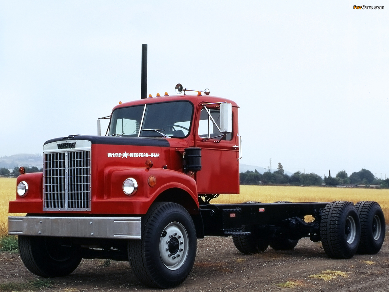 Images of White Western Star 4864 1967–72 (1280 x 960)