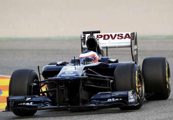 Images of Williams FW33 2011
