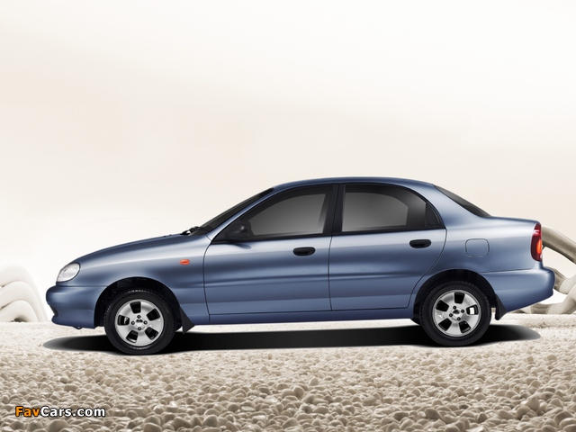 Images of ZAZ Chance Sedan (D4) 2009 (640 x 480)
