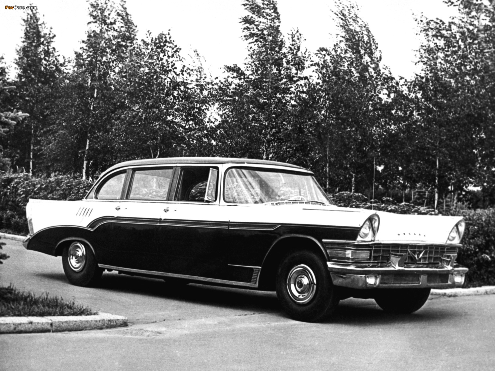 ZiL 111 1957 photos (1600 x 1200)