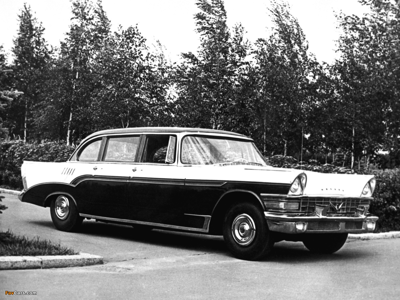 ZiL 111 1957 photos (1280 x 960)