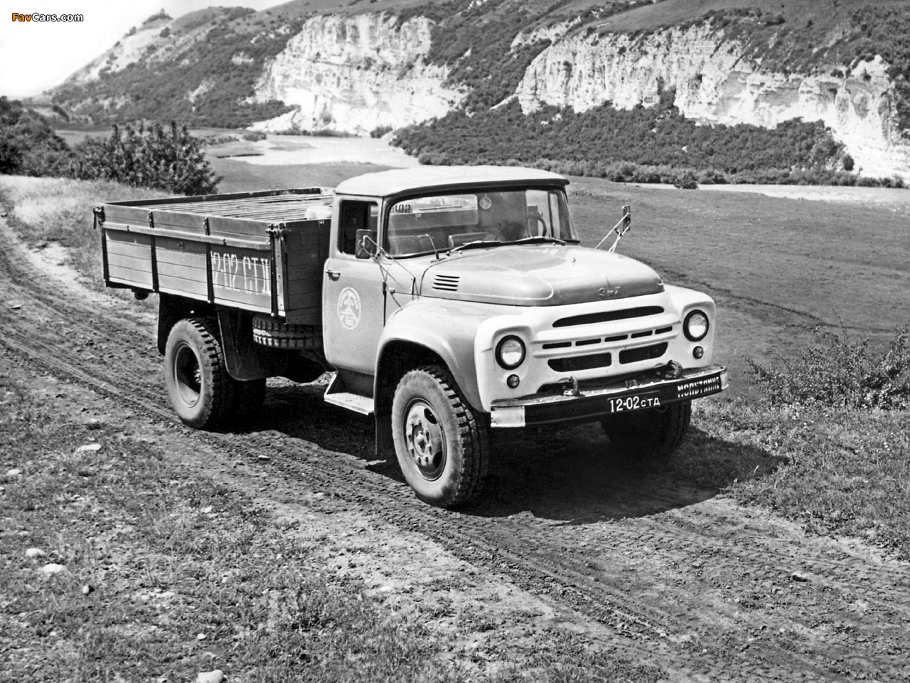 Photos of ZiL 130 1964–77 (1280 x 960)