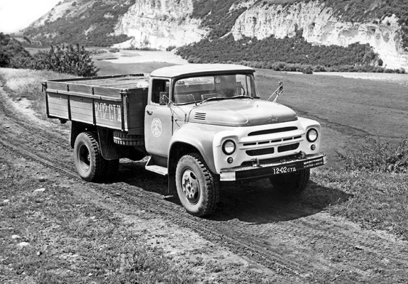Photos of ZiL 130 1964–77