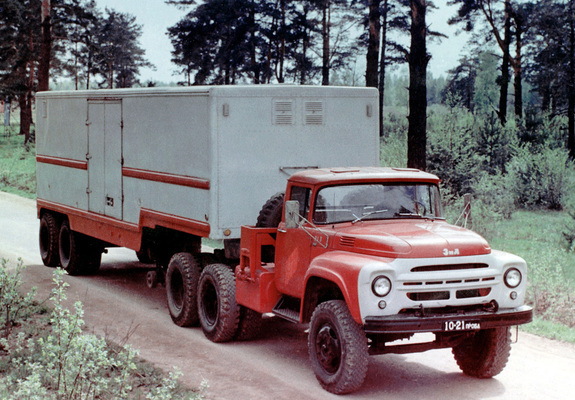 Pictures of ZiL 133 1966